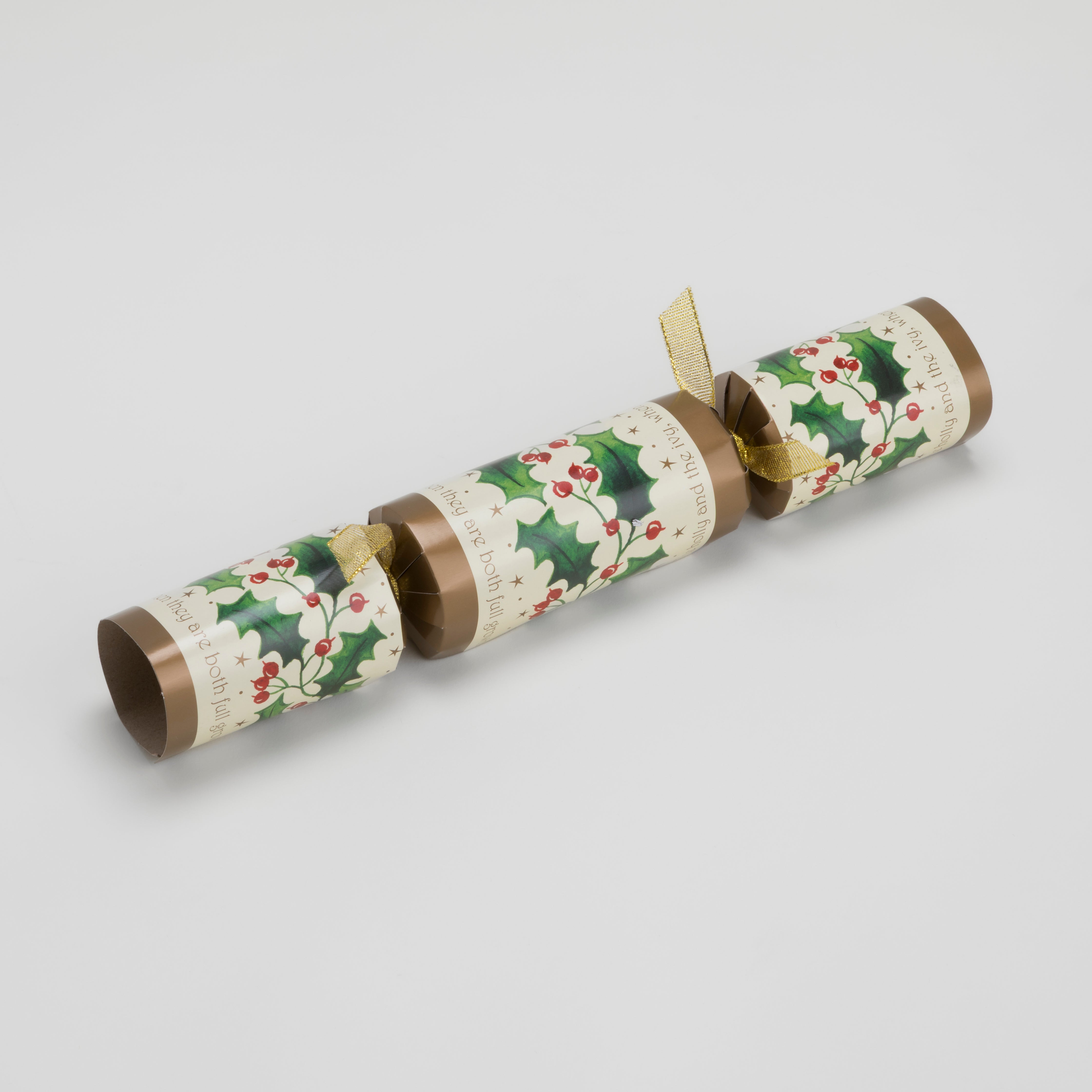 Traditional Holly Script Christmas Cracker x50 | GM Packaging